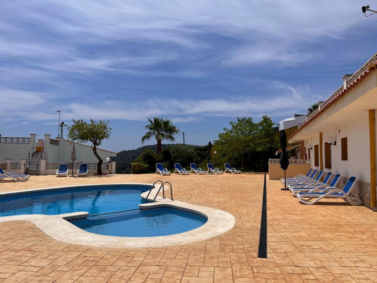 Apartamentos Famara Lloret de Mar Eksteriør billede