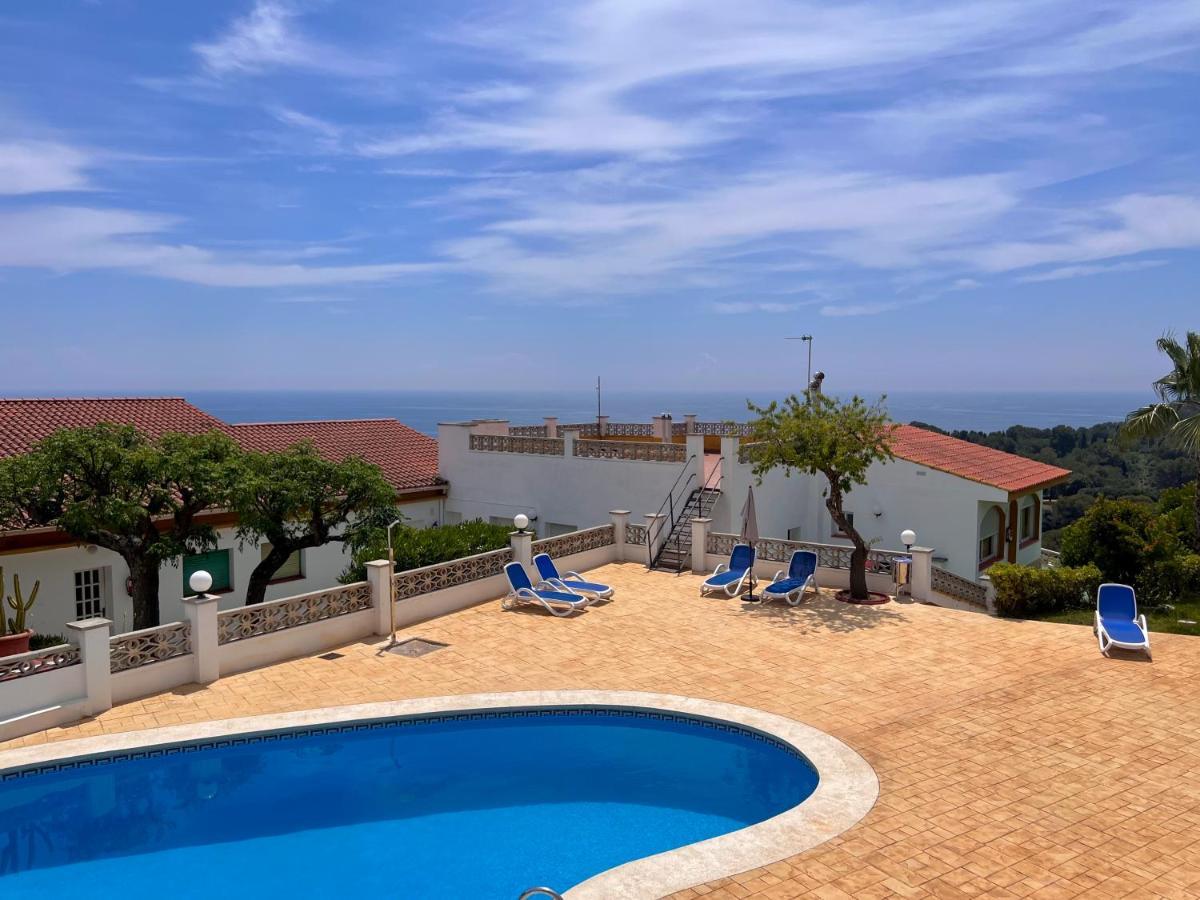Apartamentos Famara Lloret de Mar Eksteriør billede