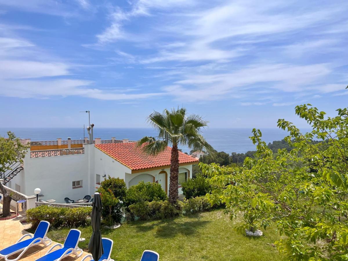 Apartamentos Famara Lloret de Mar Eksteriør billede