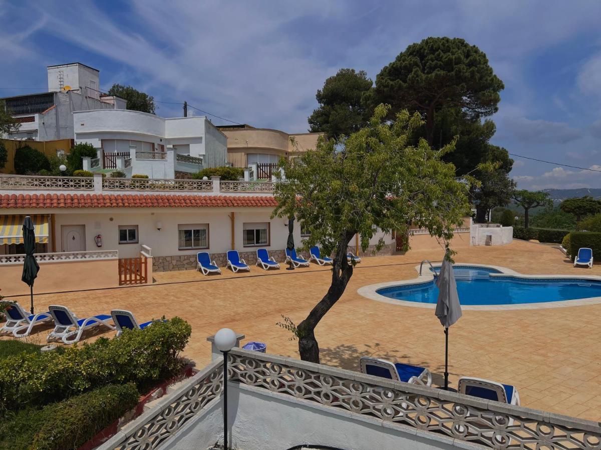 Apartamentos Famara Lloret de Mar Eksteriør billede