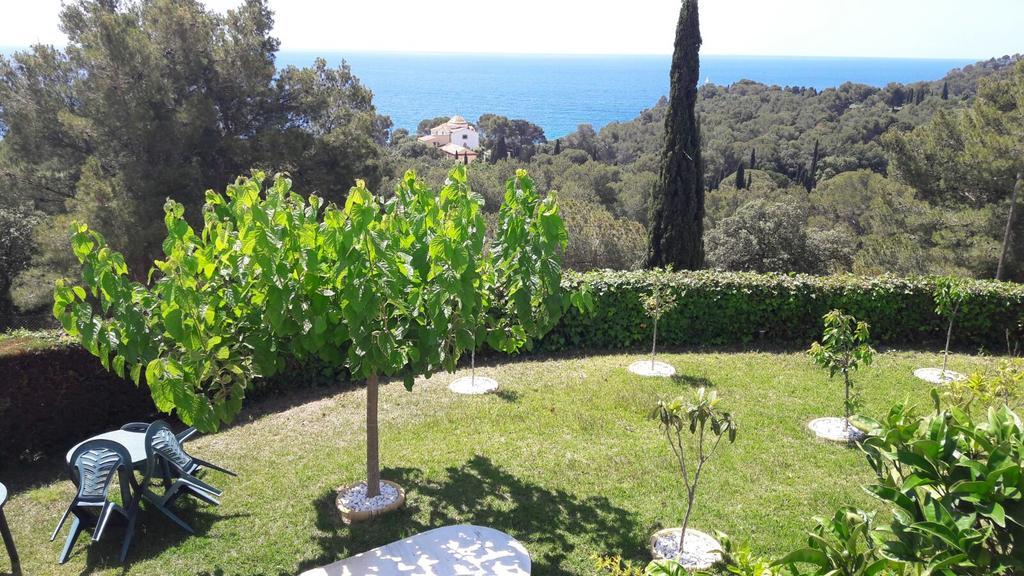 Apartamentos Famara Lloret de Mar Eksteriør billede