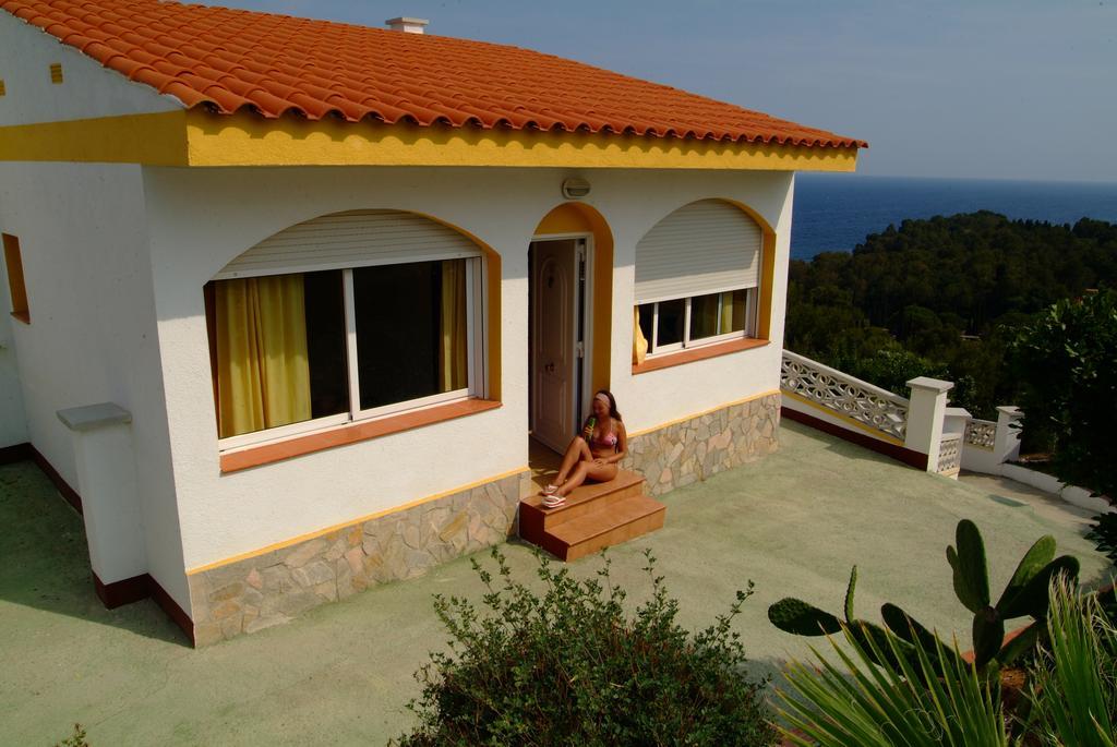 Apartamentos Famara Lloret de Mar Eksteriør billede