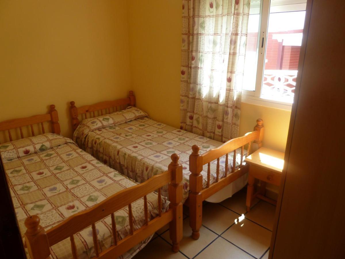 Apartamentos Famara Lloret de Mar Værelse billede
